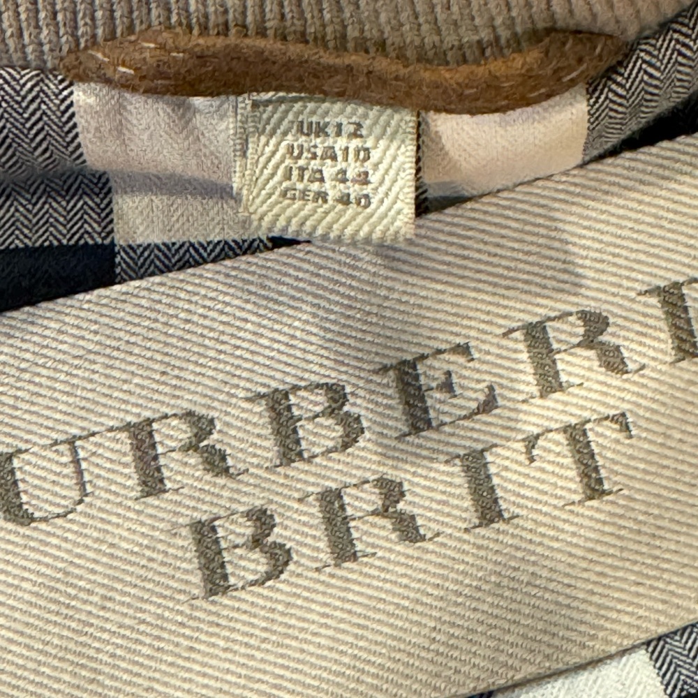 BURBERRY JACKET - Picture 5 of 5